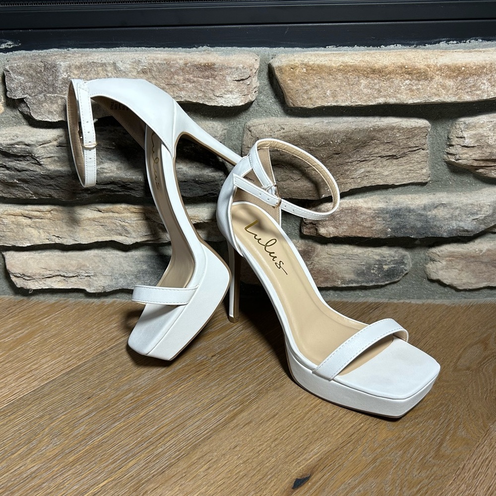 Lulus bridal engagement heels white heels - Picture 3 of 11